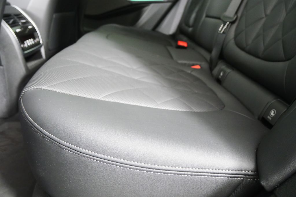 Thumbnail: 2025 BMW X5 - 15