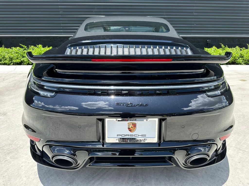 2025 Porsche 911 Turbo 10