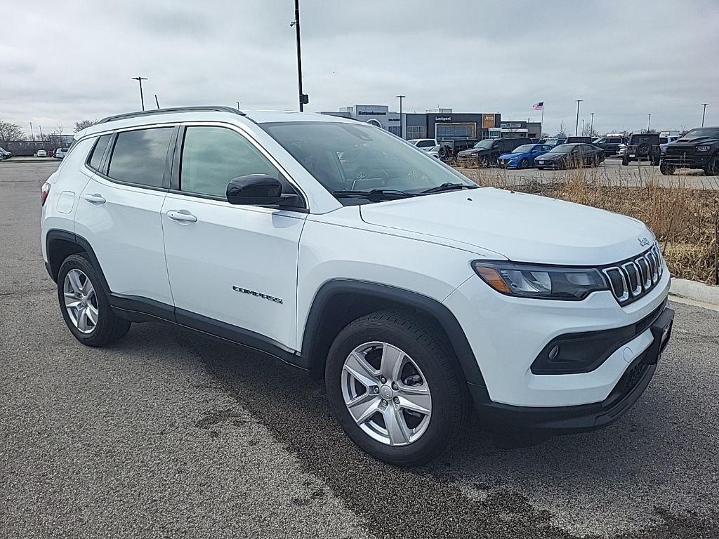 View vehicle photo 7