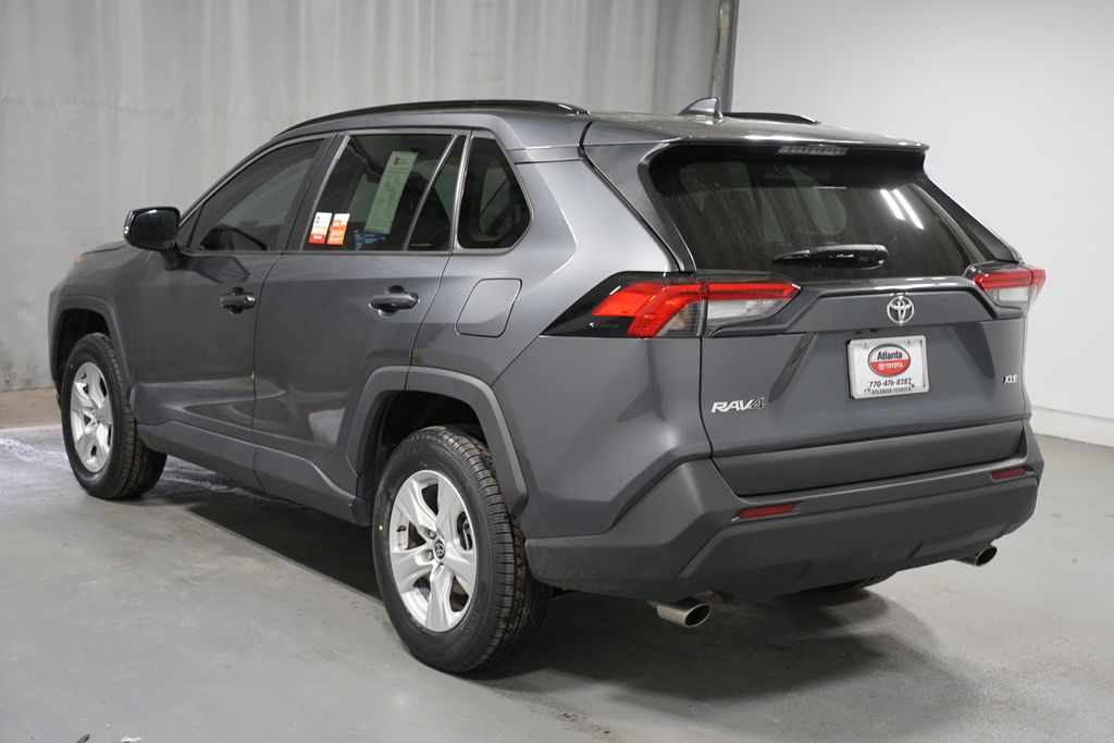 Thumbnail: 2021 Toyota RAV4 - 6