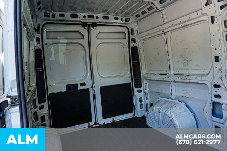 Used 2025 White Ram High Roof image 24