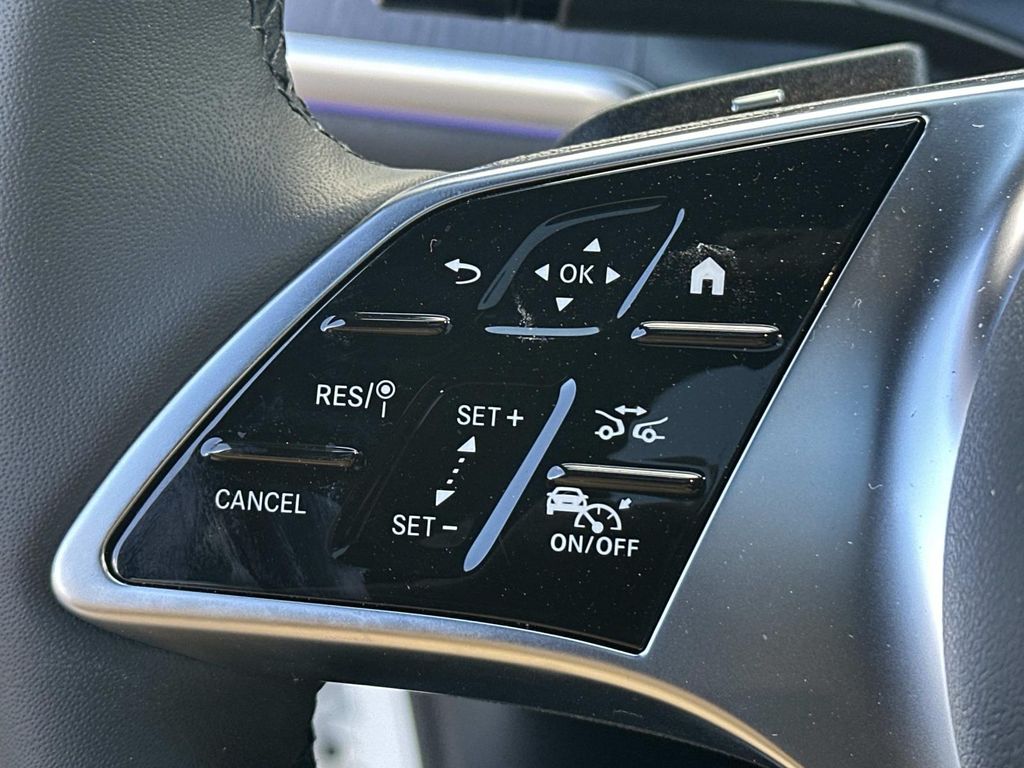 Thumbnail: 2026 Mercedes-Benz GLC - 16