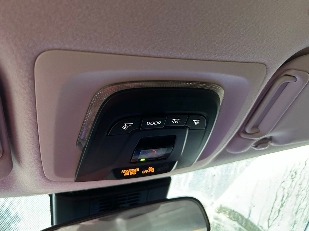 Thumbnail: 2024 Toyota Corolla - 26