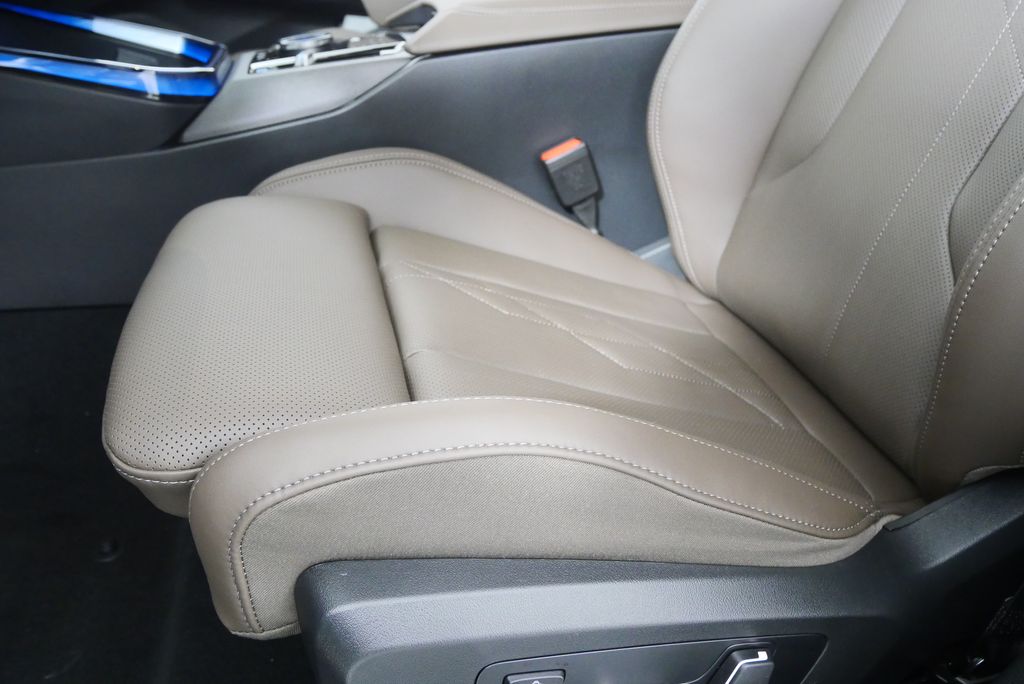 Thumbnail: 2026 BMW X3 - 10