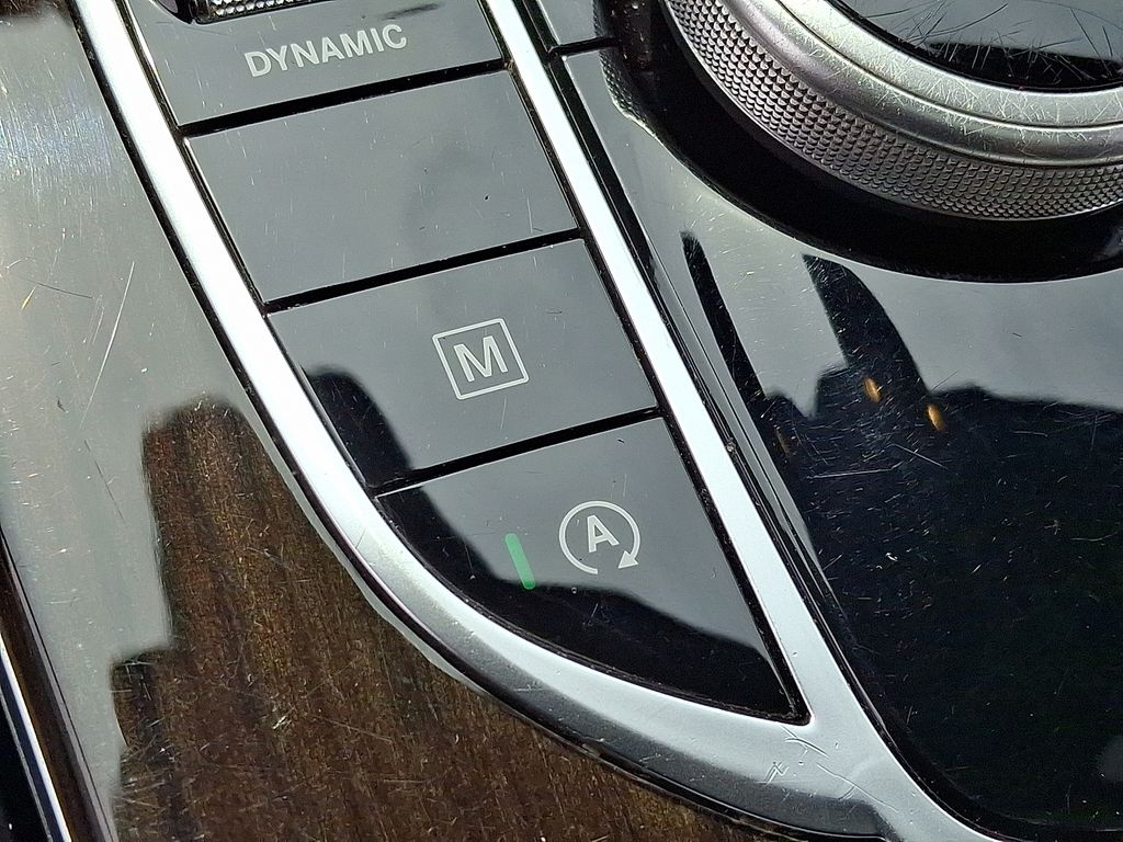 Thumbnail: 2019 Mercedes-Benz GLC - 24