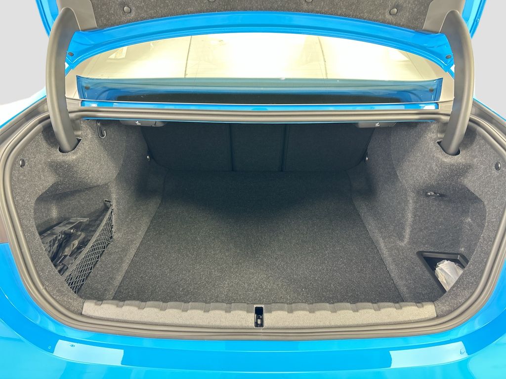 Thumbnail: 2025 BMW M4 - 25