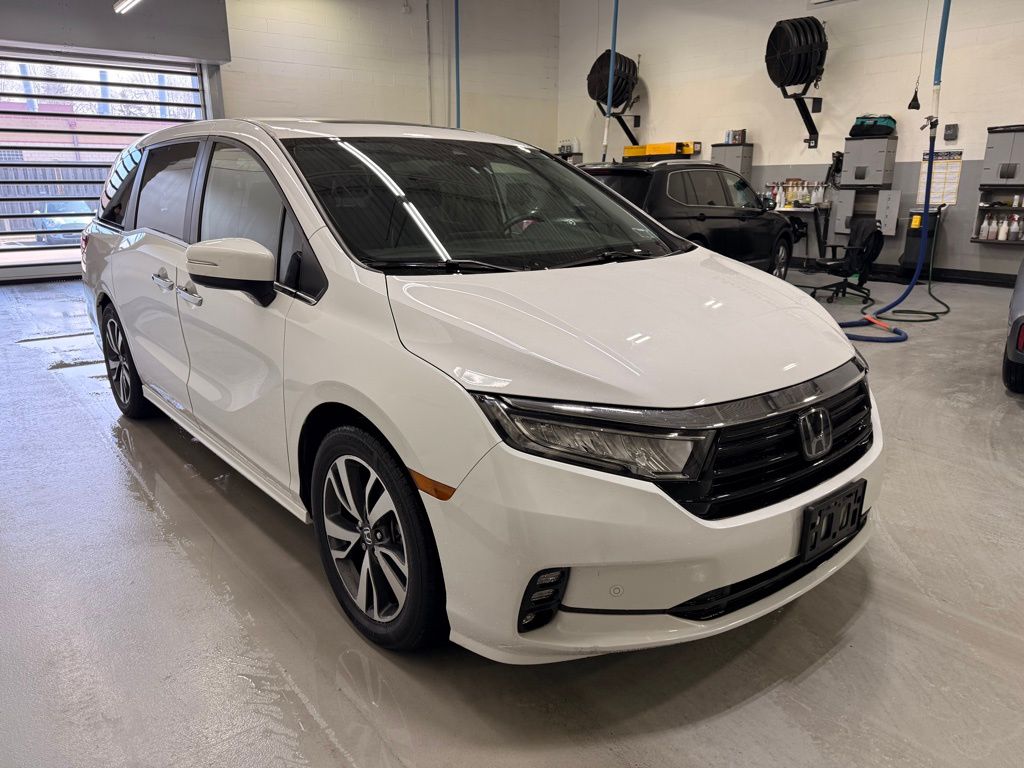 Thumbnail: 2023 Honda Odyssey - 7