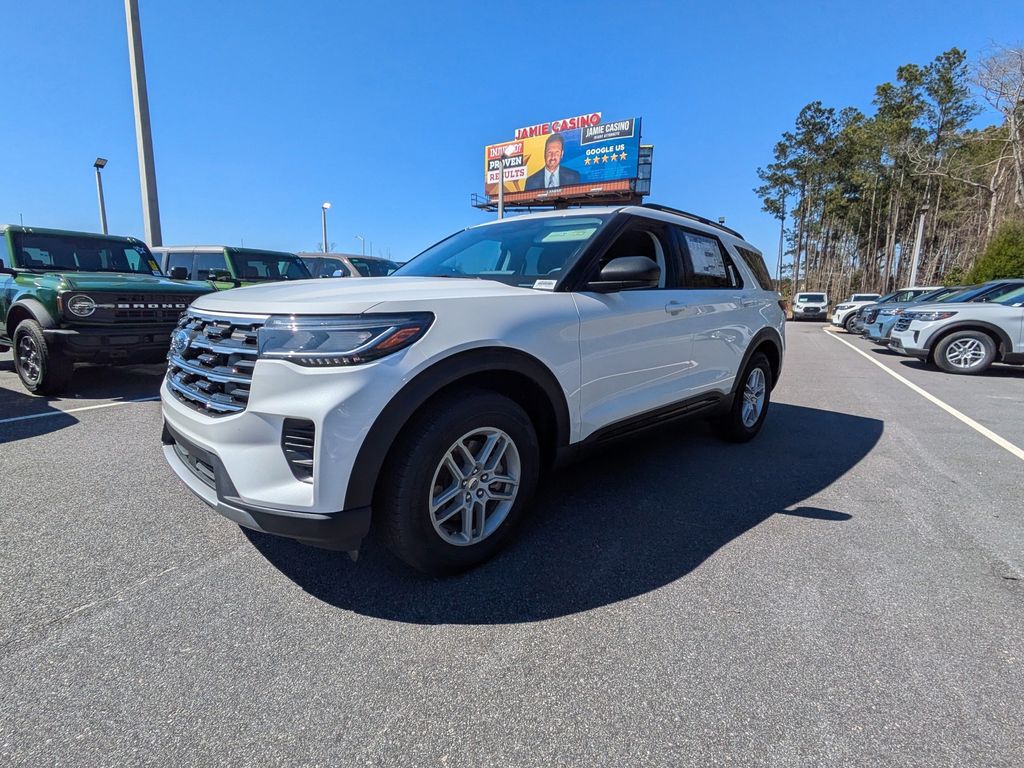 2026 Ford Explorer Active w/200A Pkg