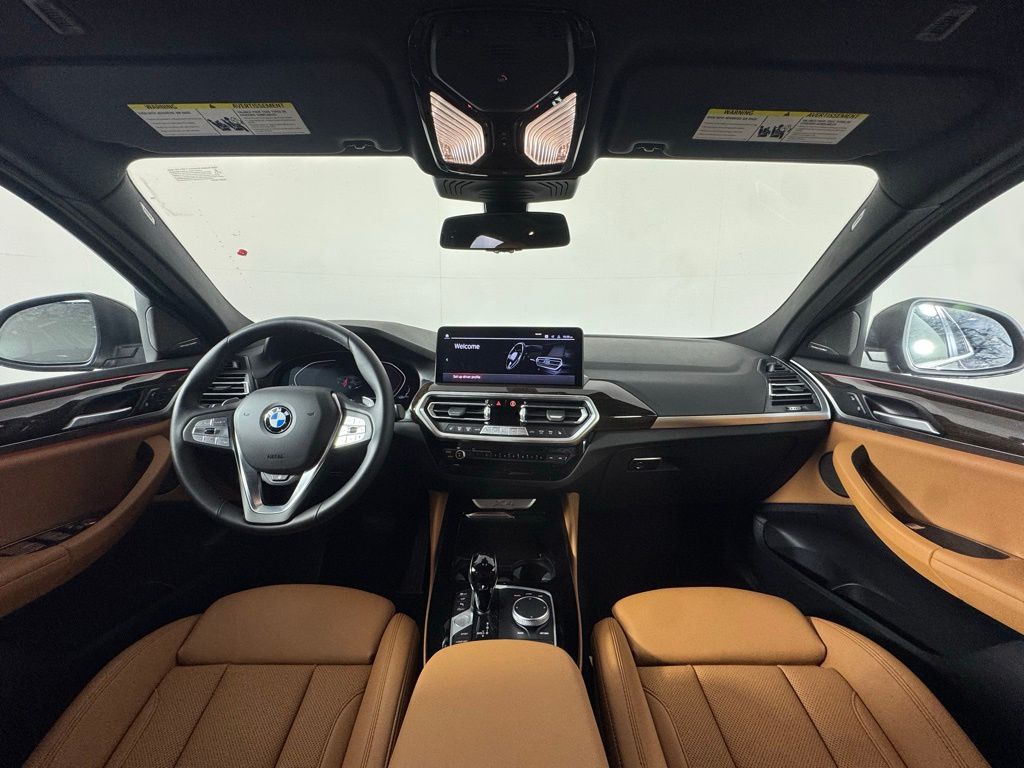 Thumbnail: 2025 BMW X4 - 25