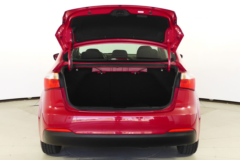 Thumbnail: 2016 Kia Forte - 10