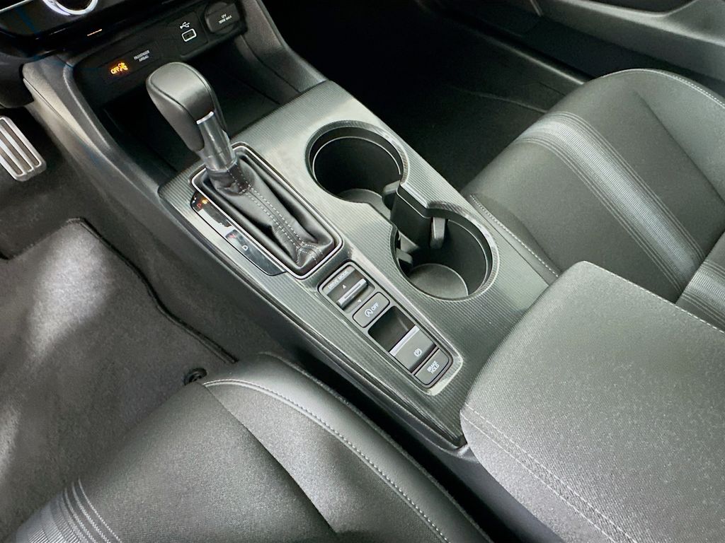 Thumbnail: 2024 Honda Civic - 16