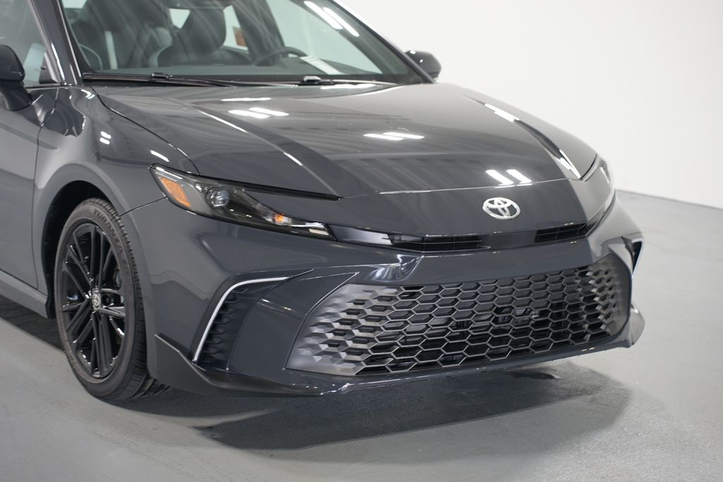 Thumbnail: 2025 Toyota Camry - 4