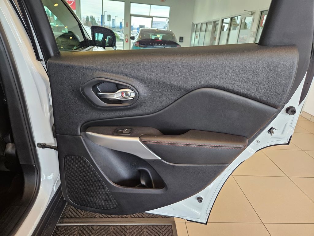 2018 Jeep Cherokee Trailhawk