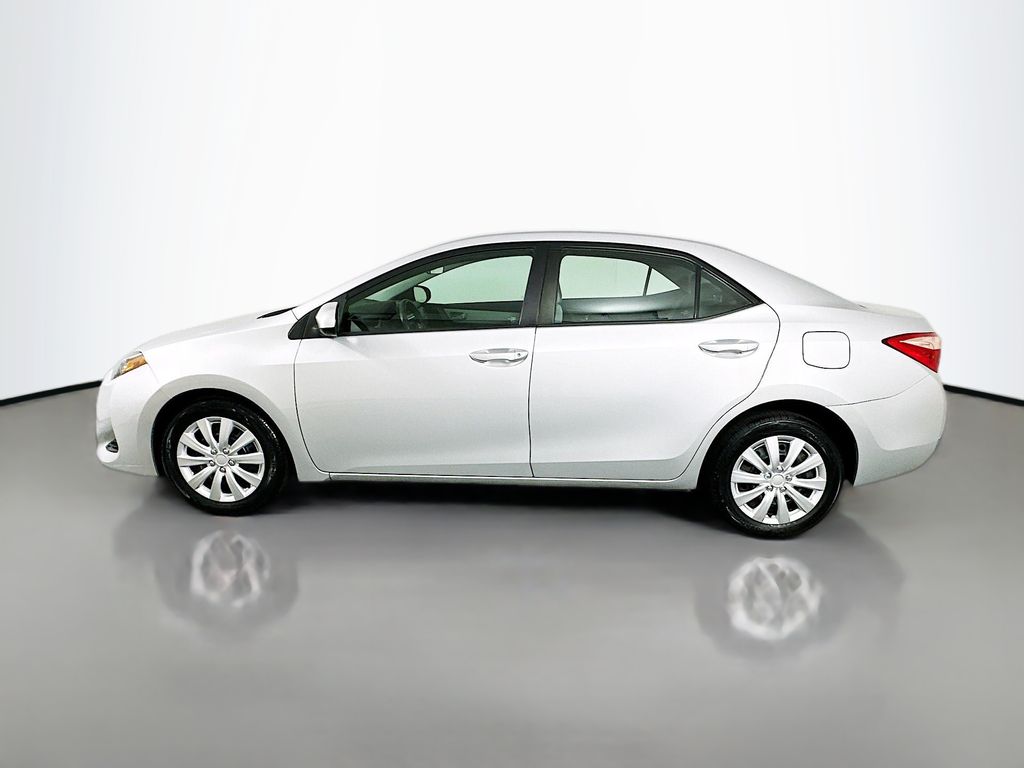 Thumbnail: 2017 Toyota Corolla - 8