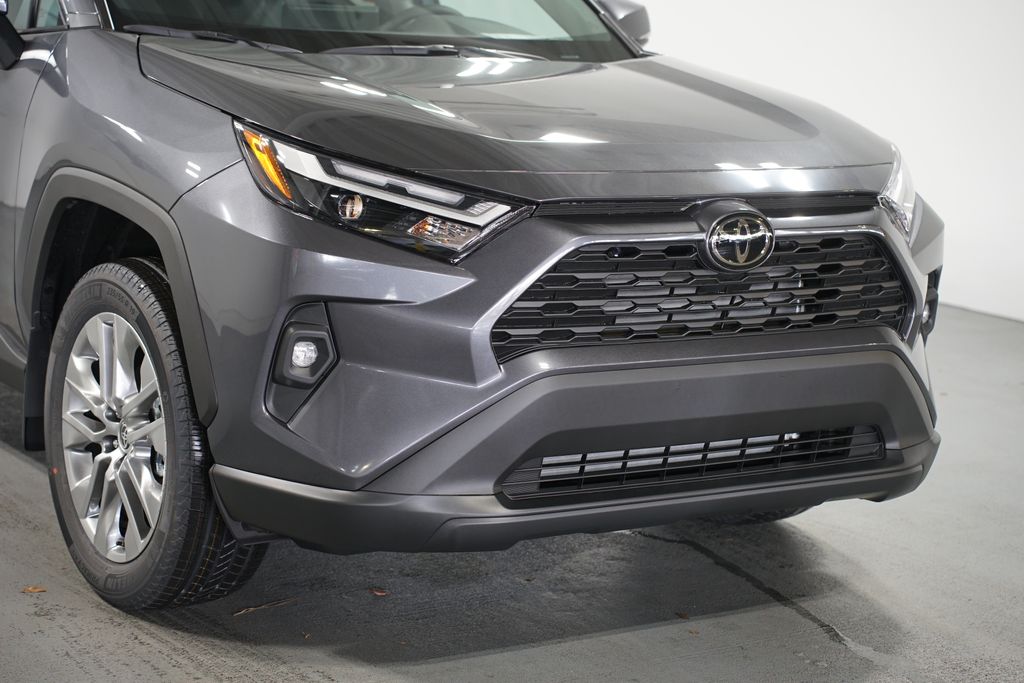 Thumbnail: 2025 Toyota RAV4 - 4