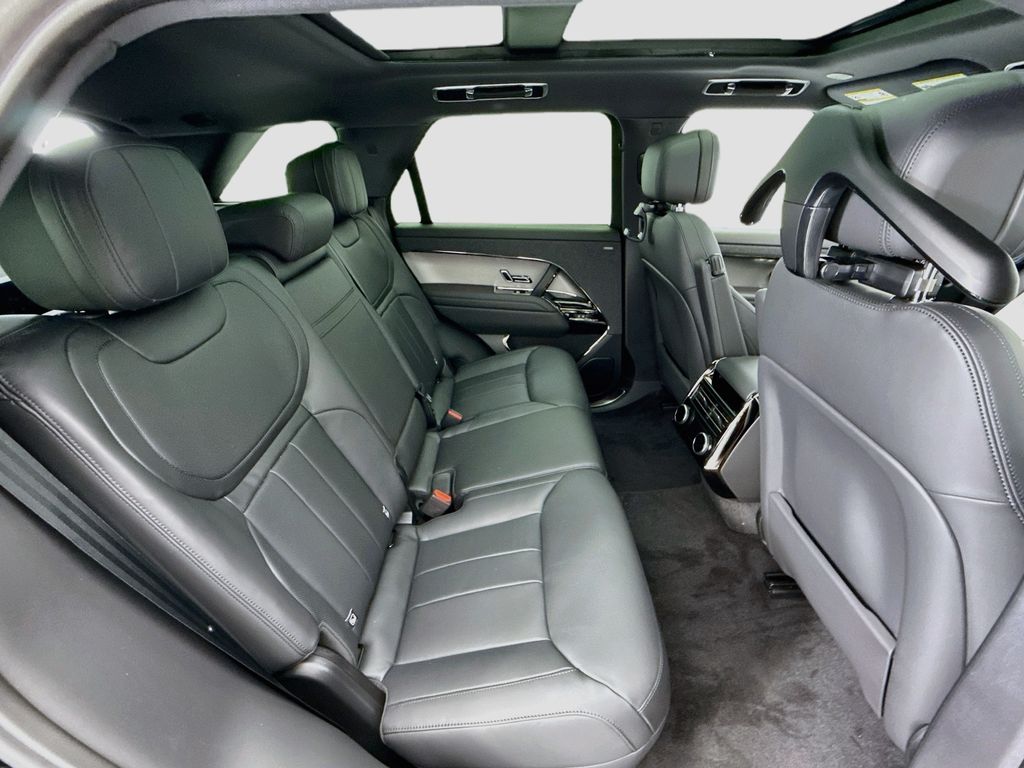 Thumbnail: 2026 Land Rover Range Rover Sport - 22