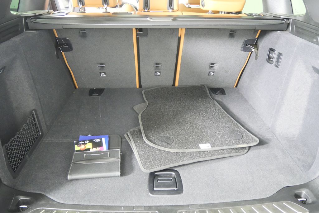 Thumbnail: 2024 BMW X3 - 17