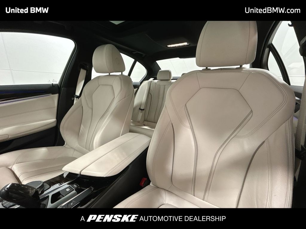 Thumbnail: 2019 BMW 5 Series - 13