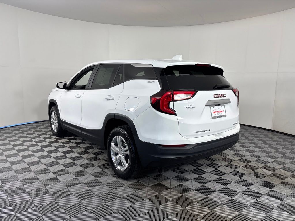 Thumbnail: 2024 GMC Terrain - 15