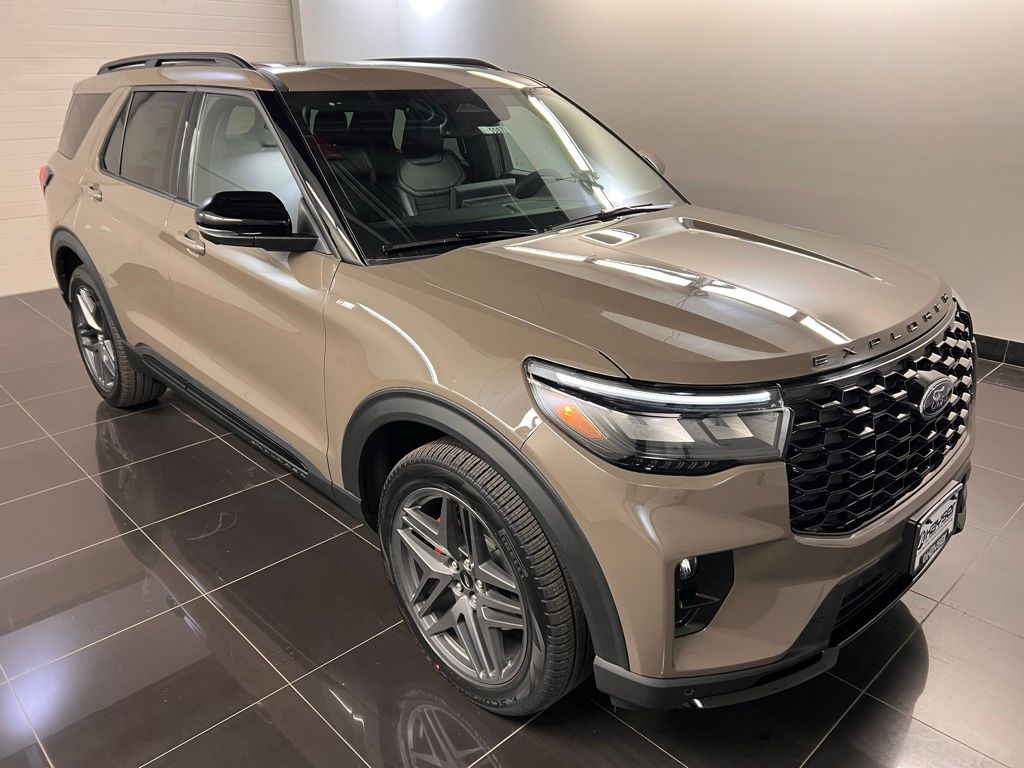 2026 Ford Explorer ST-LINE 4WD's photo