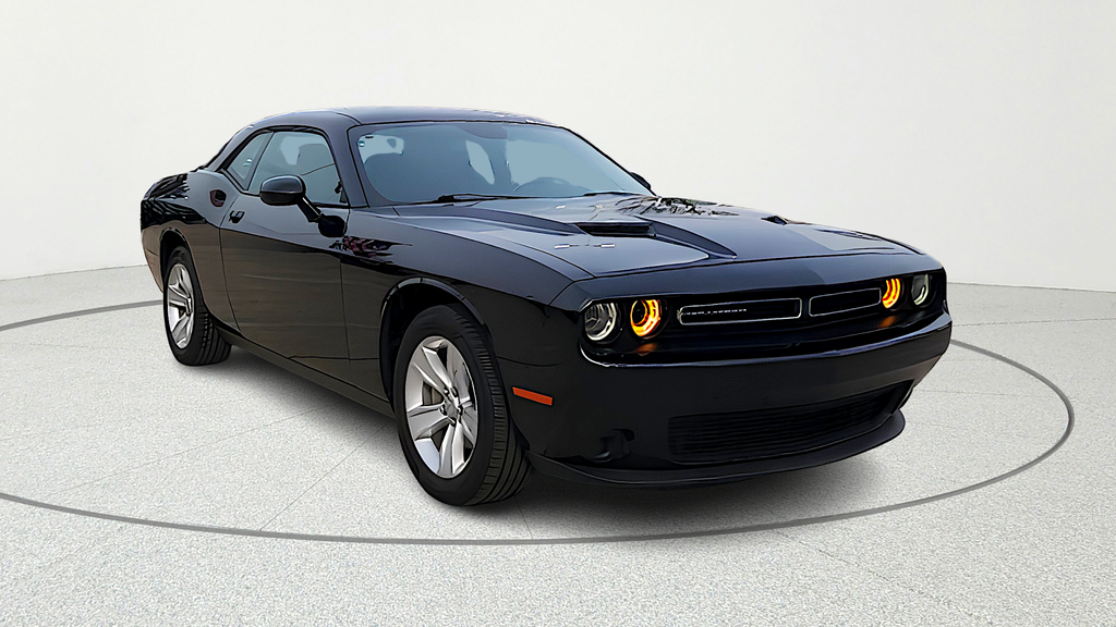 2023 Dodge Challenger SXT RWD