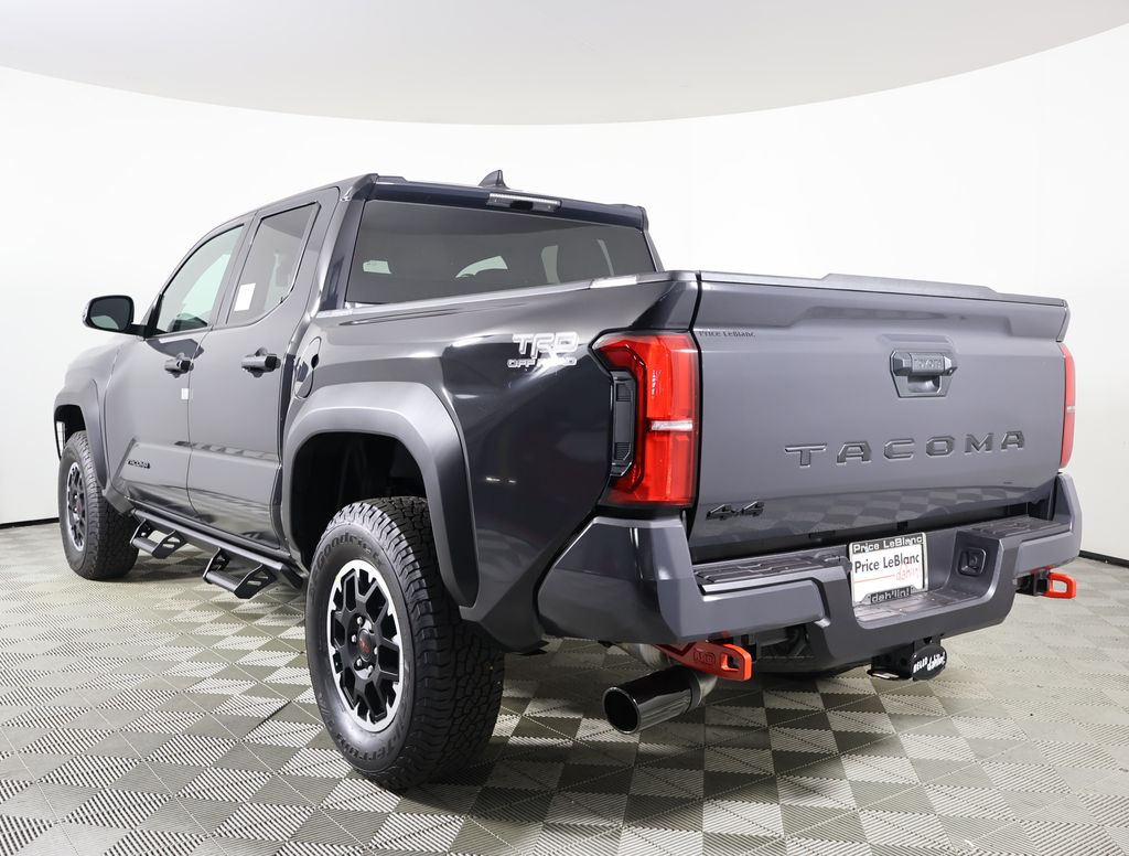 2025 Toyota Tacoma TRD Off-Road Double Cab photo 4