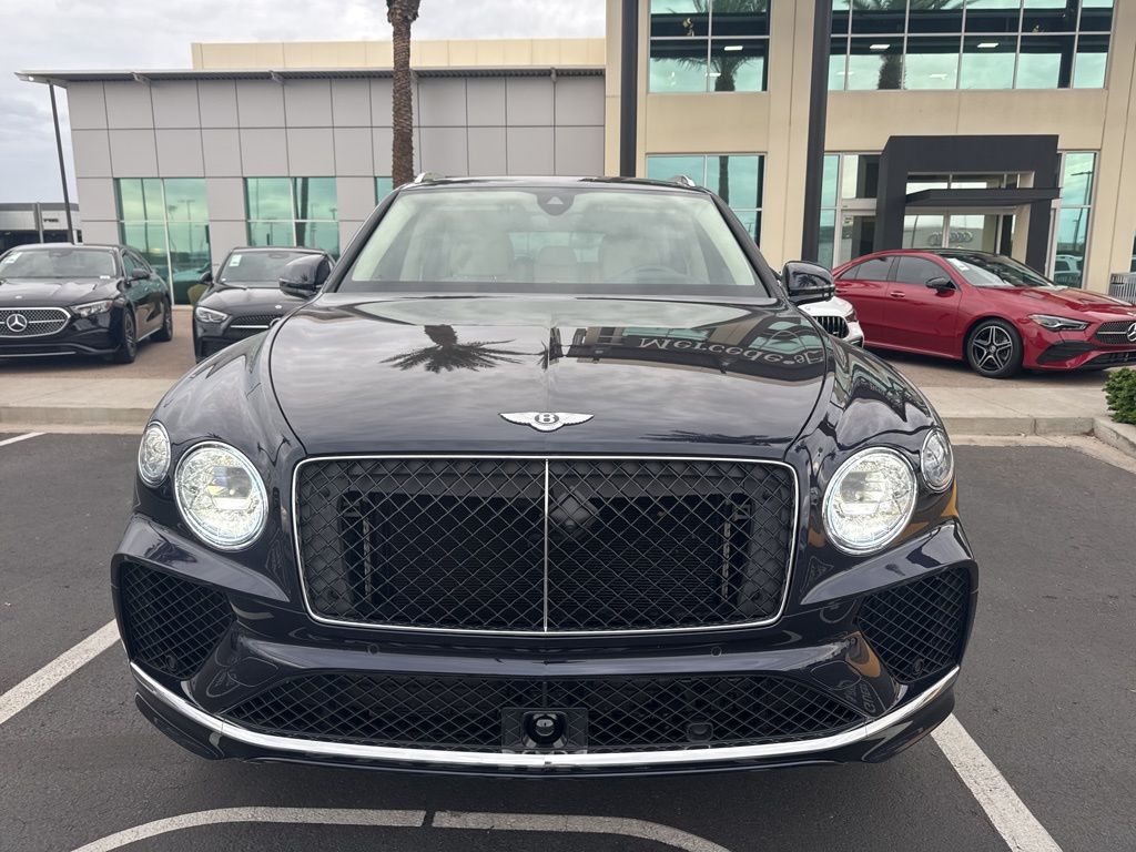 Thumbnail: 2025 Bentley Bentayga - 2