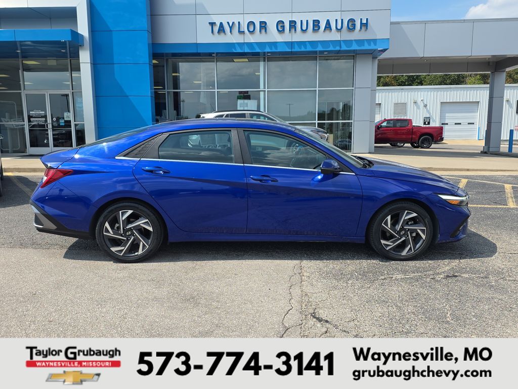 Intense Blue 2024 Hyundai Elantra Sedan Front-Wheel Drive Continuously Variable Transmission