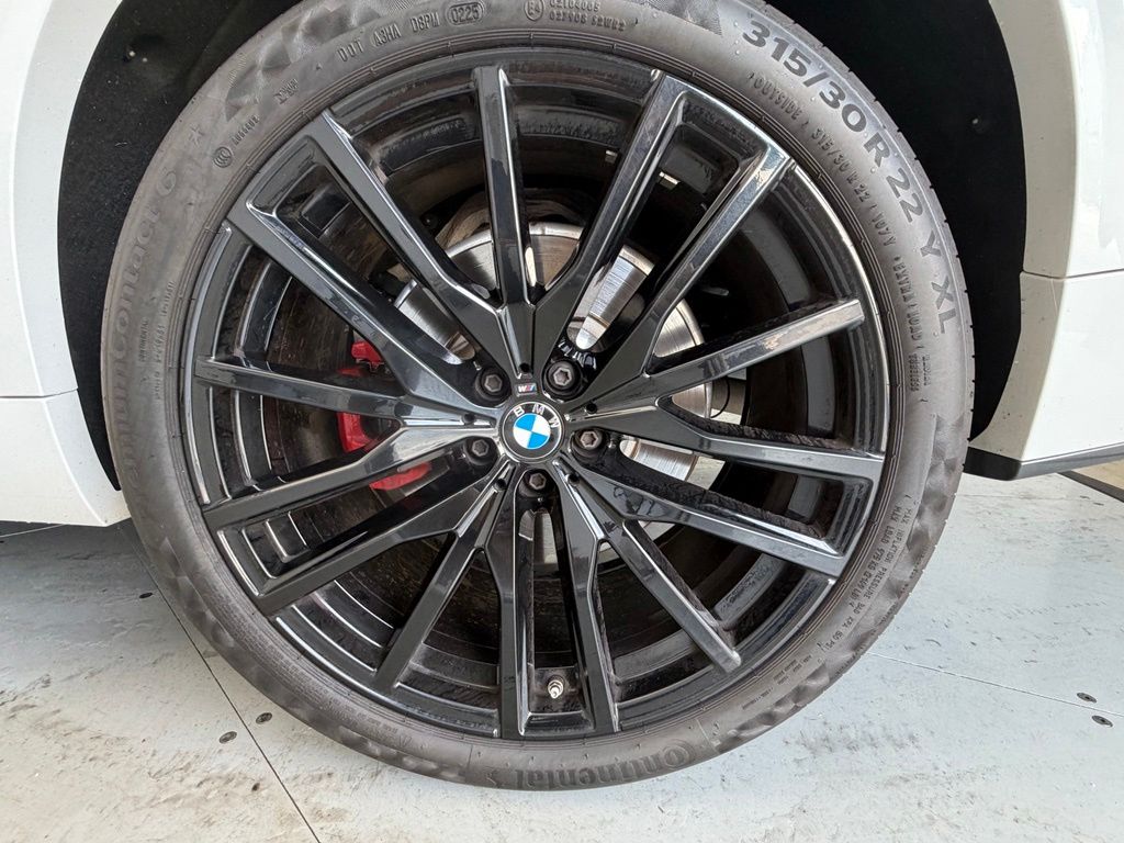 Thumbnail: 2024 BMW X5 - 13