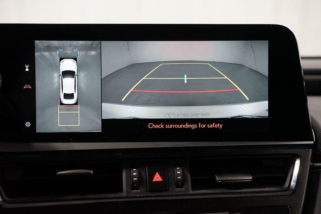 Thumbnail: 2024 Lexus ES - 21