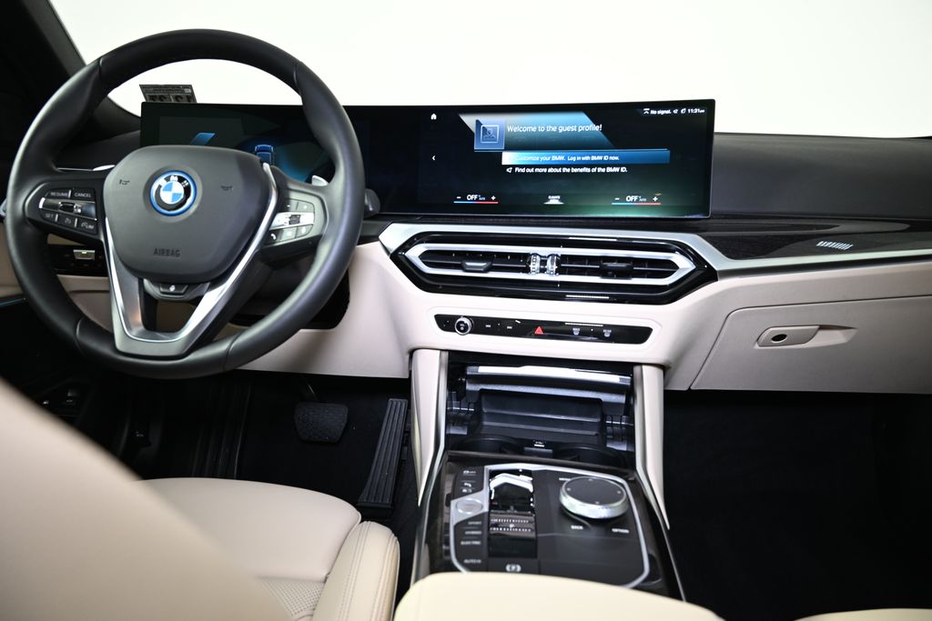 Thumbnail: 2023 BMW 3 Series - 17