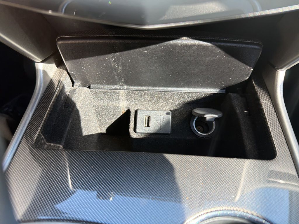 Thumbnail: 2013 Nissan Altima - 32