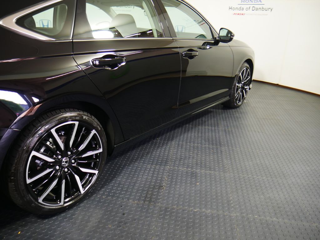 2025 Honda Accord Touring 4