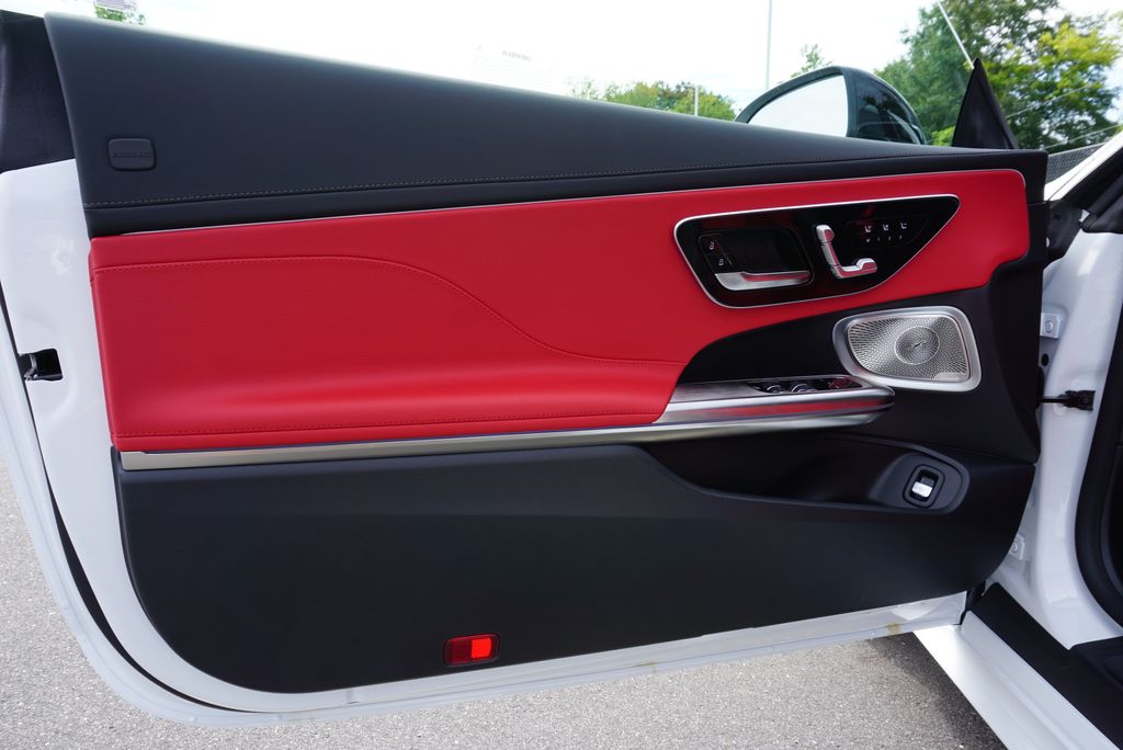 Thumbnail: 2026 Mercedes-Benz CLE - 24