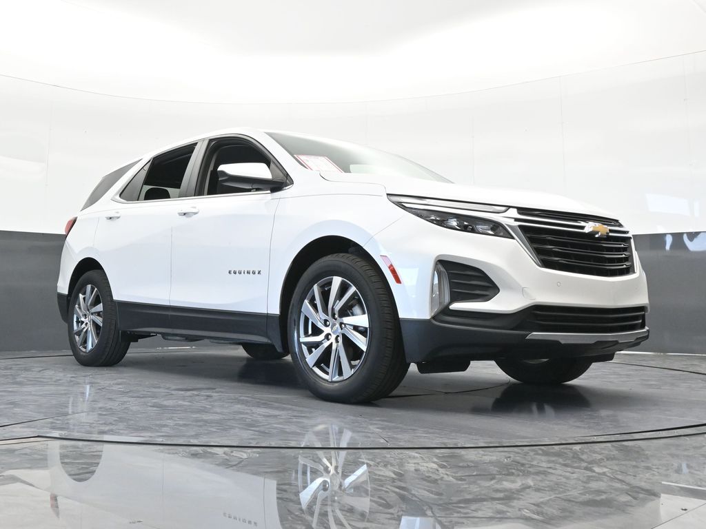 Used 2022 Iridescent Pearl Tricoat Chevrolet LT image 64