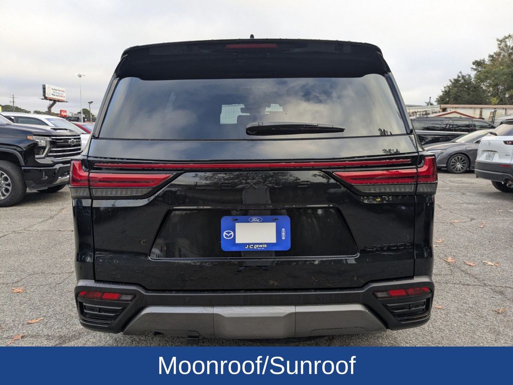 2025 Lexus LX 700h Overtrail