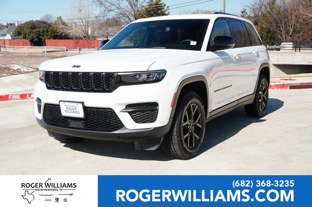 Used Car 2024 Jeep Grand Cherokee  Altitude For Sale Under $30,000 In Weatherford, Texas