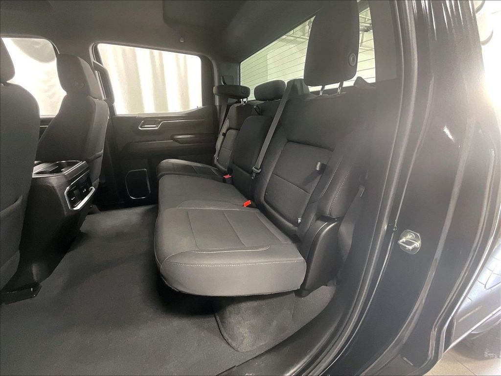 2024 GMC Sierra 1500 — photo 15