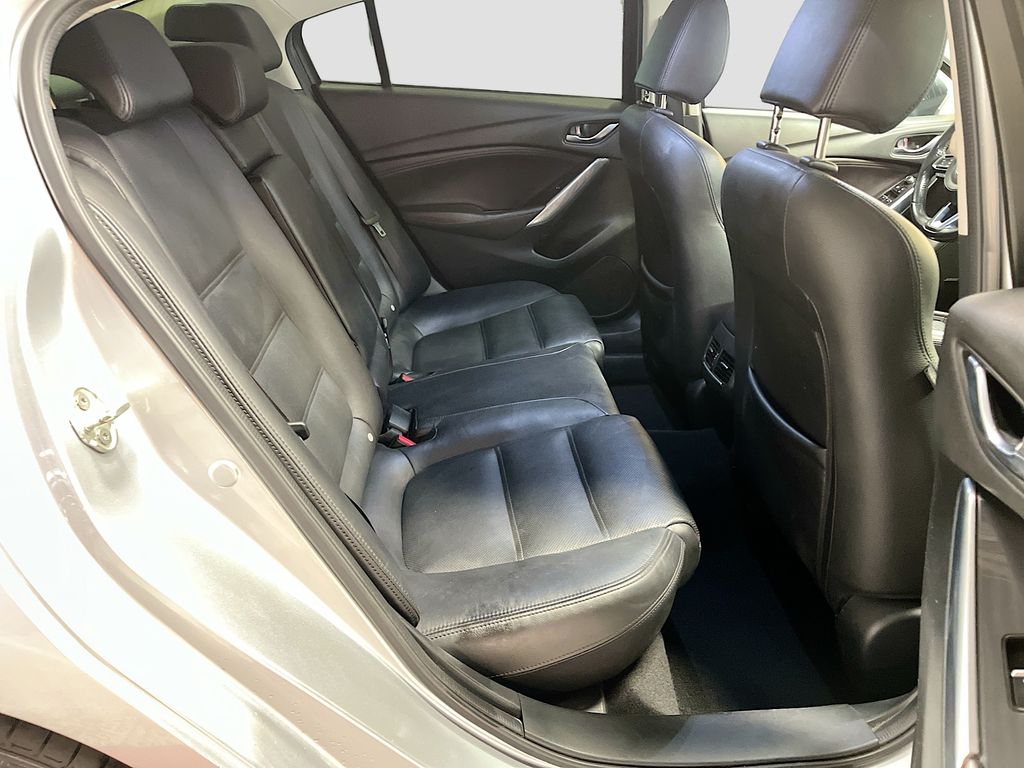 Used 2017 Sonic Silver Metallic Mazda Grand Touring image 29