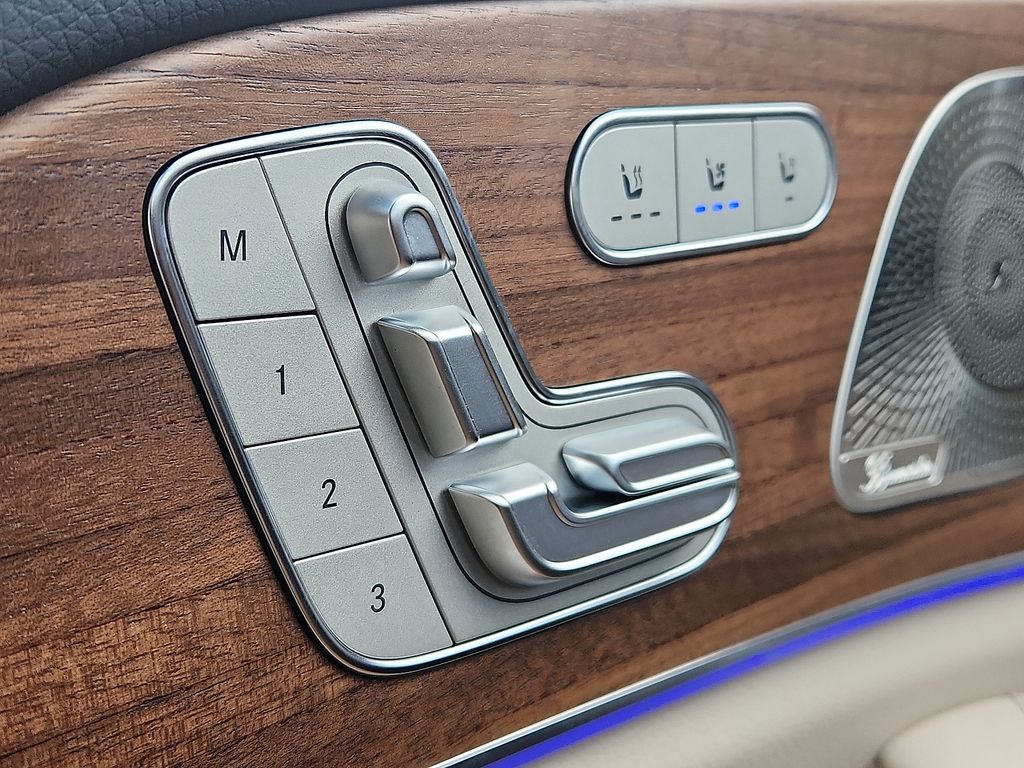 Thumbnail: 2026 Mercedes-Benz GLE - 15