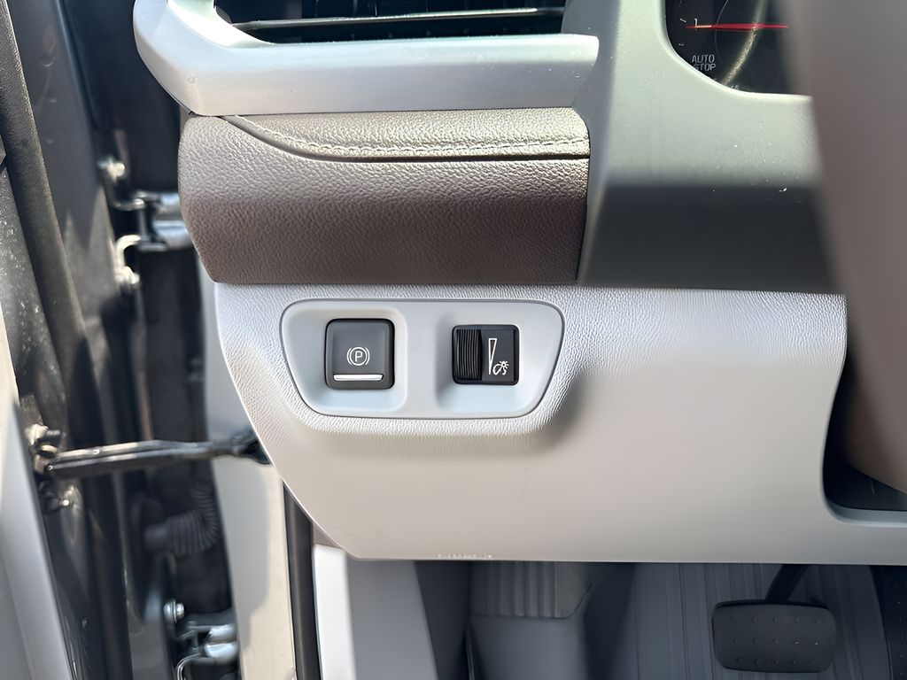 Used Car 2023 Gmc Acadia  Slt For Sale Under $25,000 In Austin, Texas