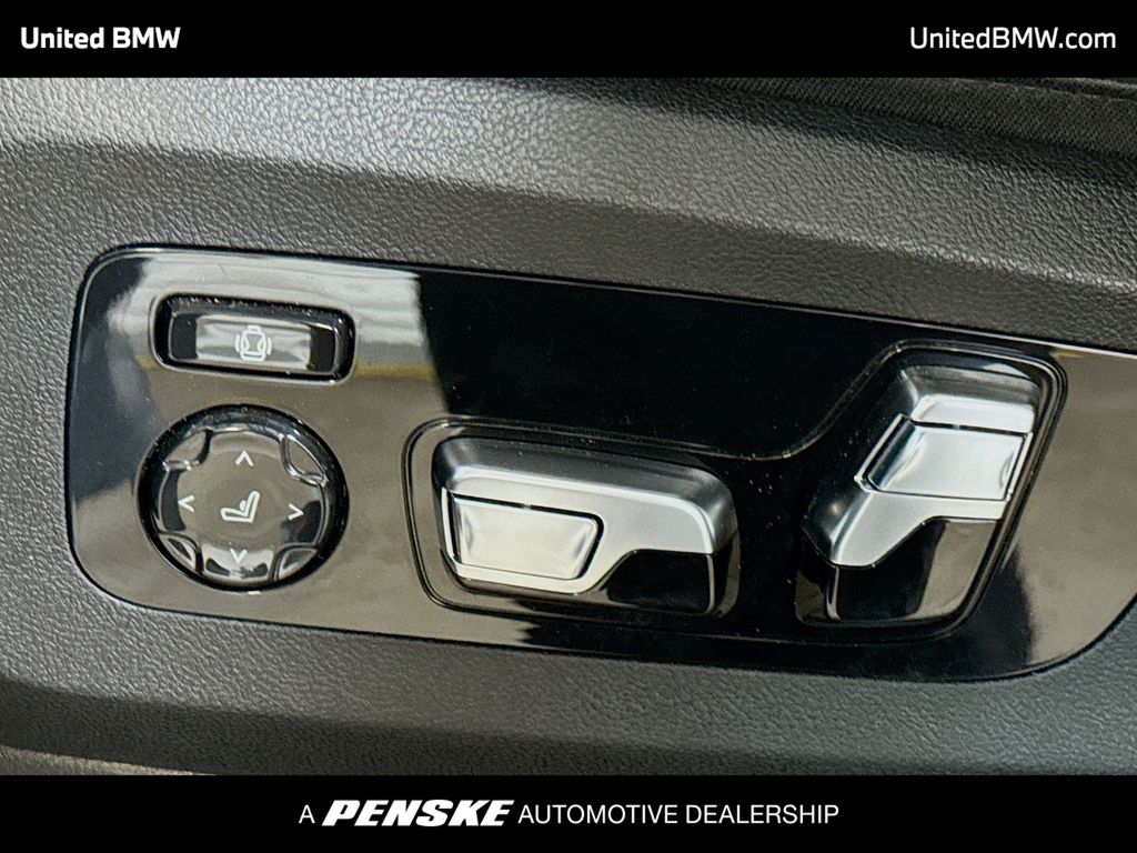 Thumbnail: 2026 BMW X7 - 4