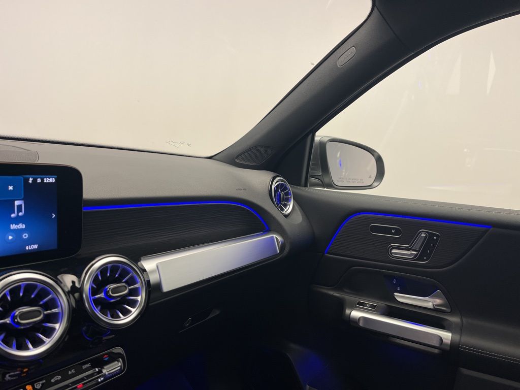 Thumbnail: 2026 Mercedes-Benz GLB - 22