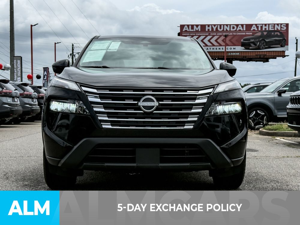 Used 2024 Black Nissan SV image 3