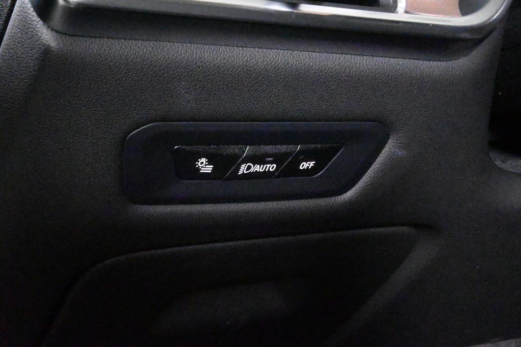 Thumbnail: 2026 BMW X5 - 27