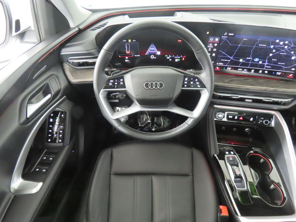 Thumbnail: 2025 Audi Q5 - 12