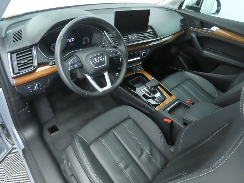 2022 Audi Q5 e Premium Plus 9
