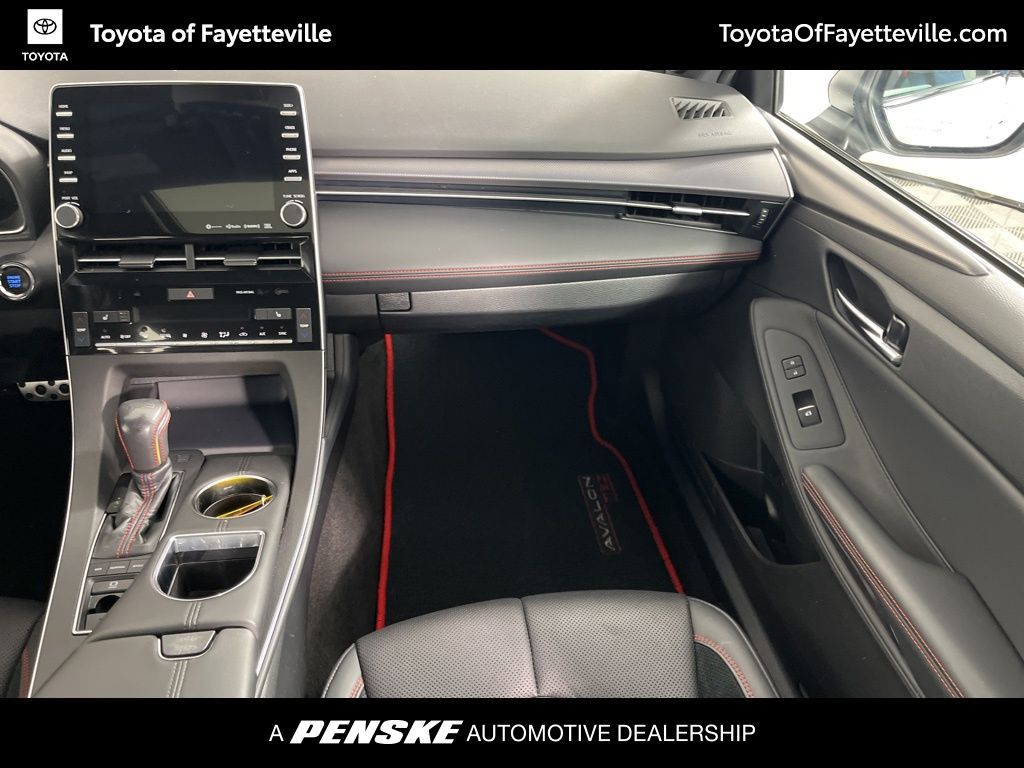 Thumbnail: 2021 Toyota Avalon - 18