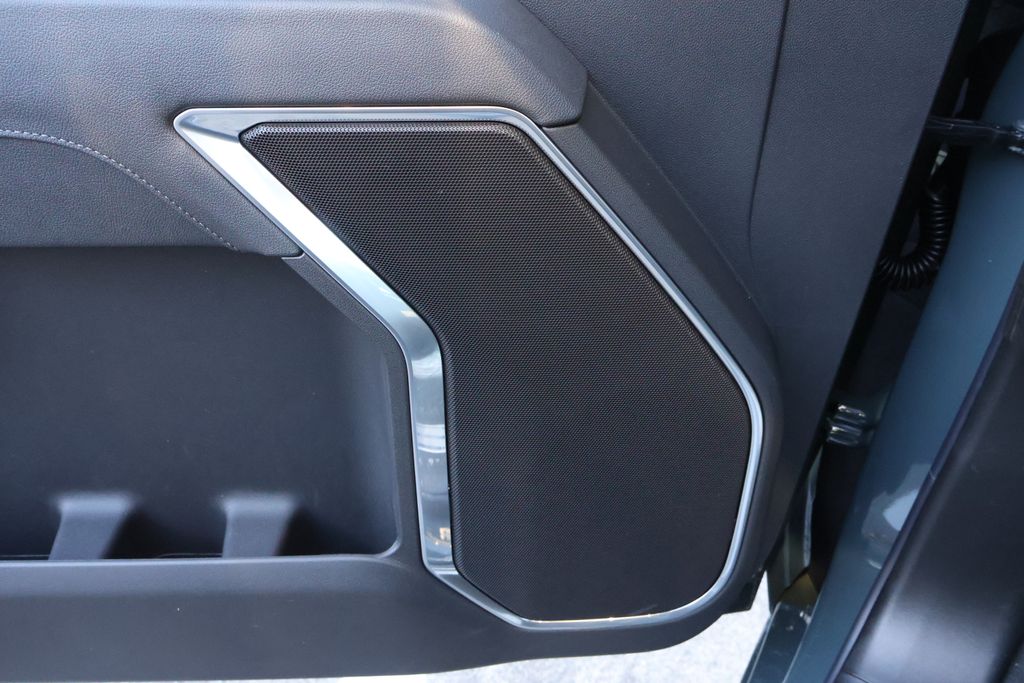 Thumbnail: 2026 Chevrolet Silverado 3500 - 31