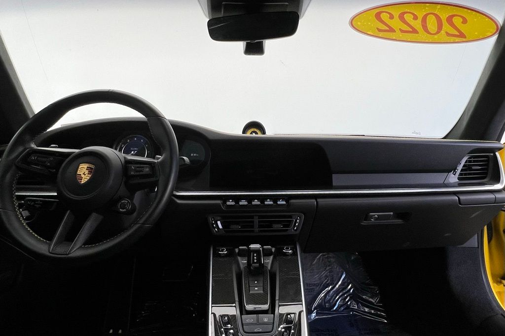 Thumbnail: 2022 Porsche 911 - 6